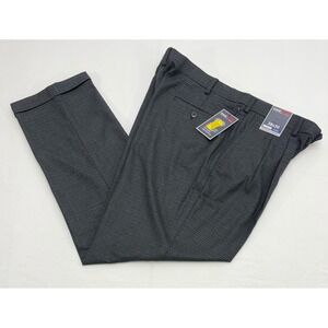 NWT Roundtree & Yorke Travel Smart Gray/Black Plaid Classic Fit Pants 38x30